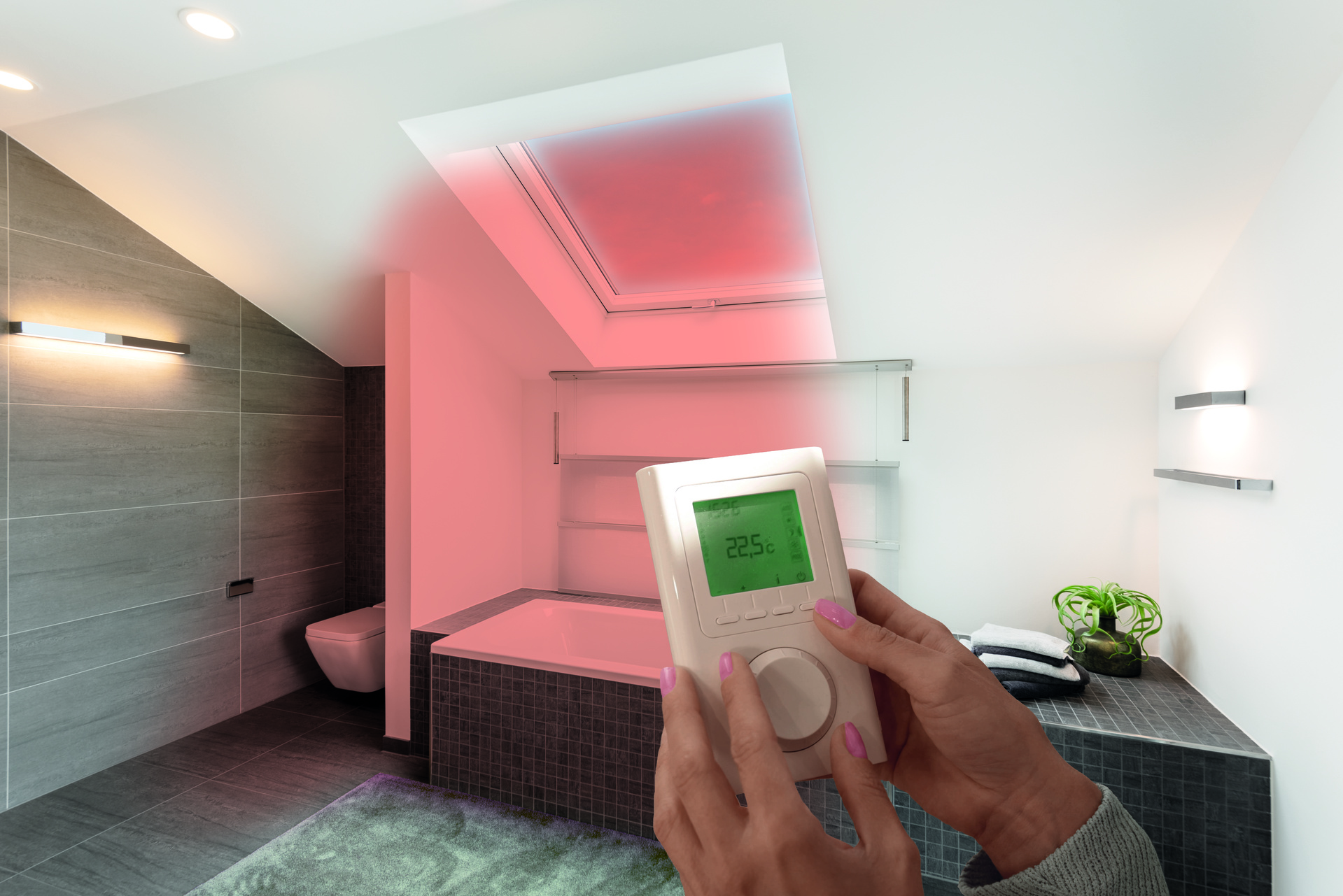 Roto Designo Heat Klapp-Schwingfenster R8 Kunststoff R89H 065/118 K200 Uw-Wert: 0,99 Drinnen, Innenarchitektur, Badezimmer, Zimmer, Toilette